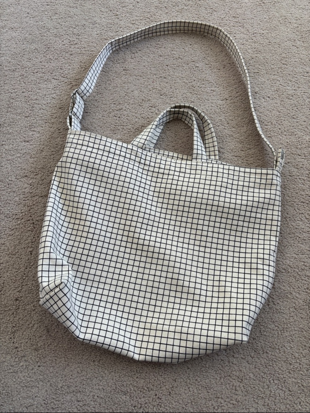 BAGGU White Canvas Grid Tote with Black Check - Picture 5 of 9